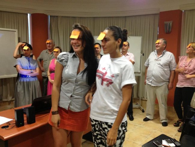 ზურაბ ალხანიშვილი: “სტიგმა და დისკრიმინაცია სტომატოლოგიურ კაბინეტში” – ჯგუფური აქტივობა